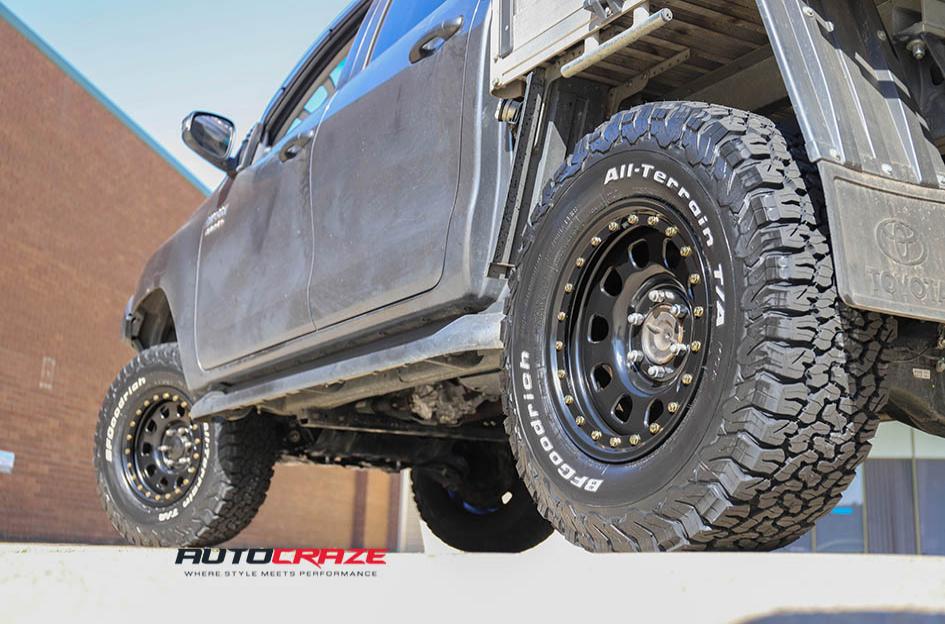 TOYOTA HILUX N80 4WD D LOCKER BLACK